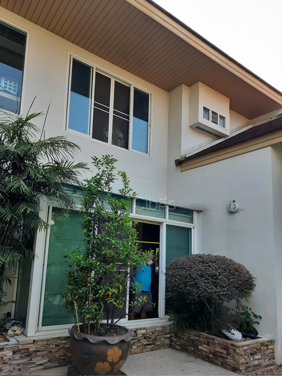 Devaporn ออม ต้อง รุจ1